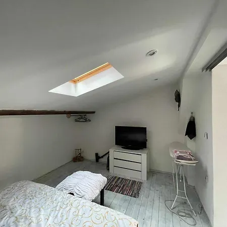 公寓 Apartman